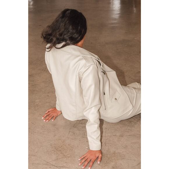 Lulu's Out for the Night Beige Vegan Leather Moto Jacket S NWT - Picture 8 of 8